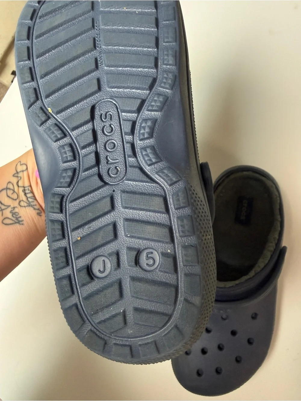 Crocs Classic Lined Clogs Navy Fleece Winter Slip On Shoes Kids J5